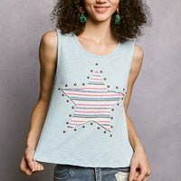 Light blue ribbed tank top with round neck and striped star stud patch