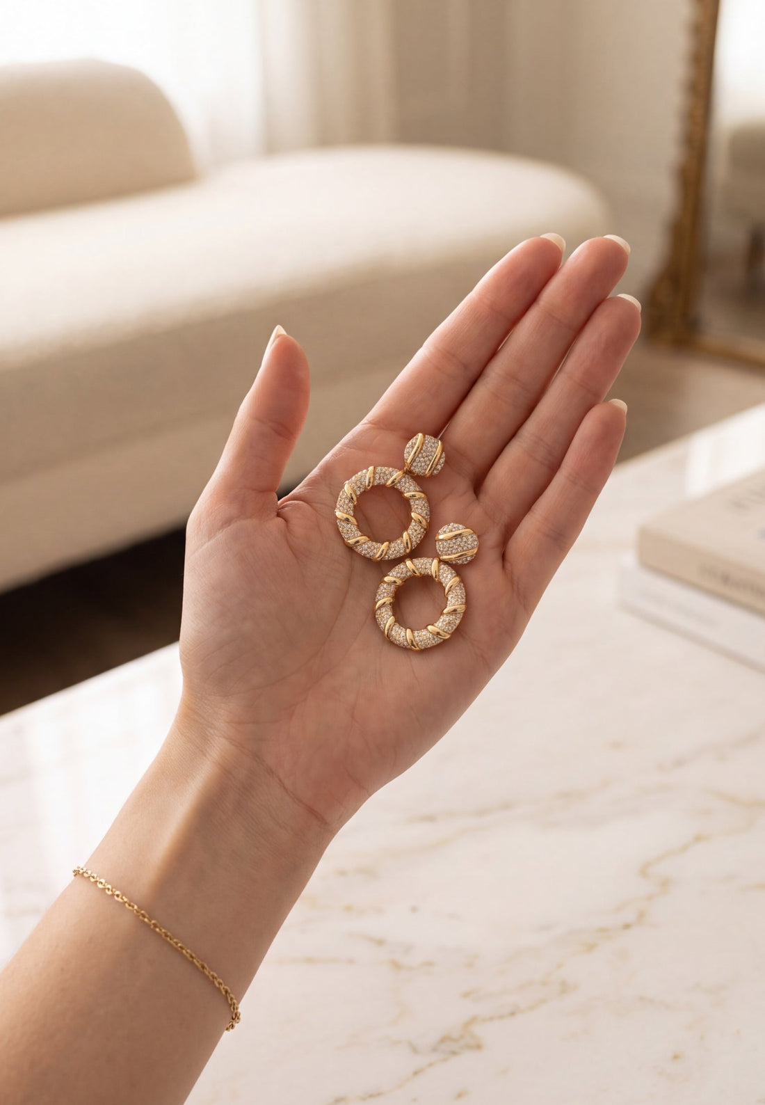 Chantilly Drop Earrings Gold-2