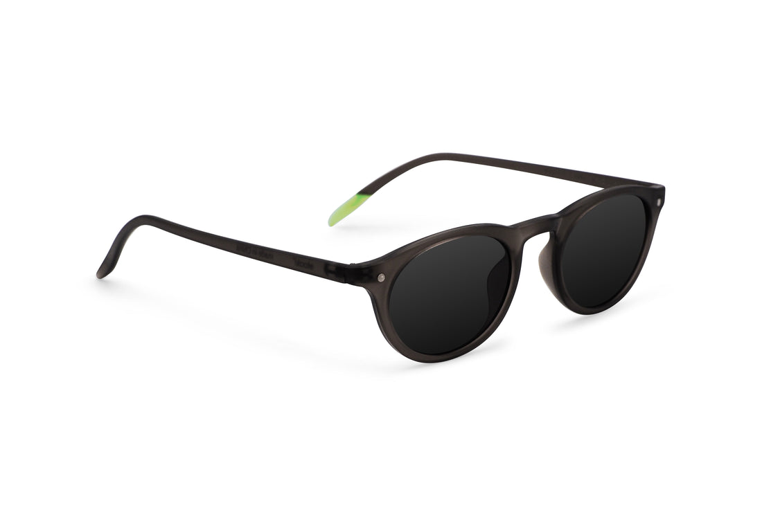 Iris – Liquorice - SUNGLASSES-1