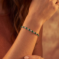 Asscher Cut Heart Tennis Bracelet Emerald Gold-2