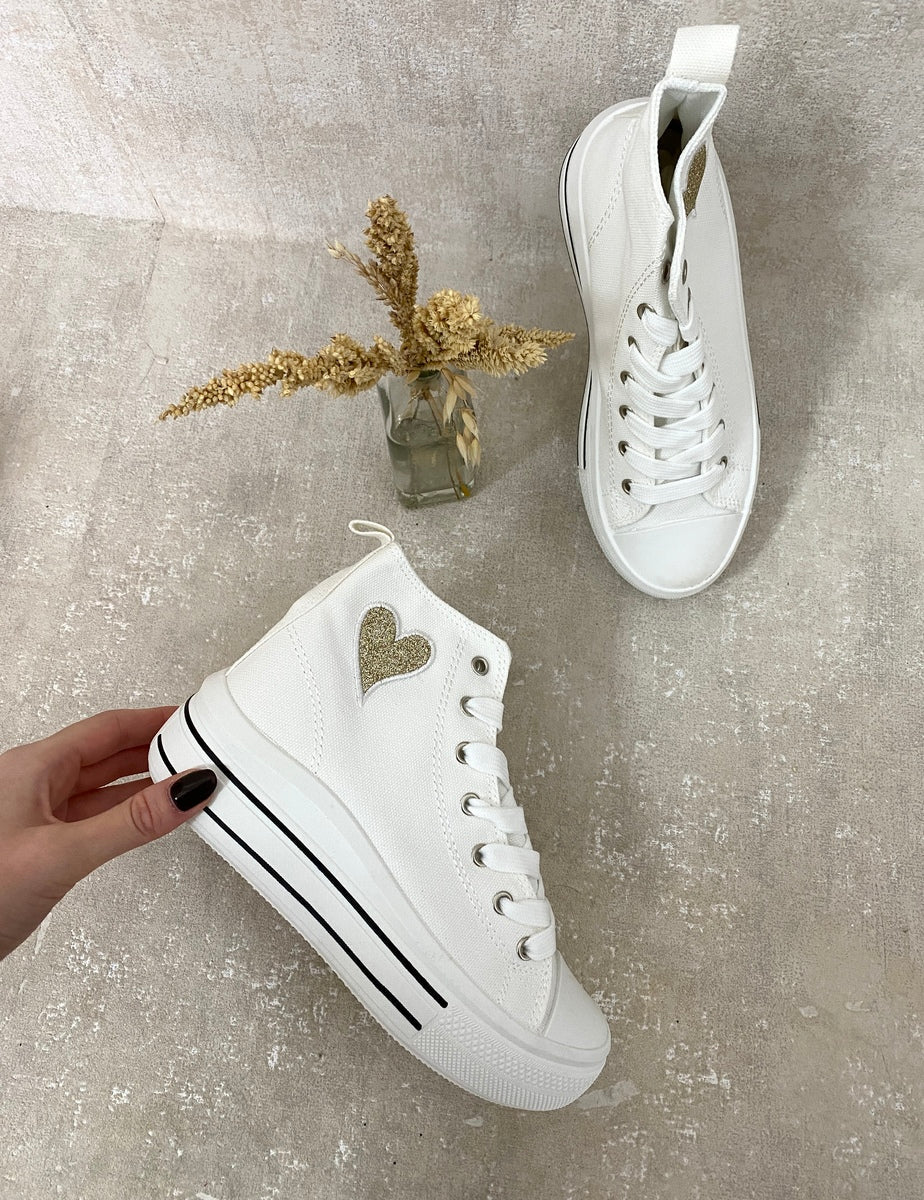 Kids white high-top lace-up trainers with heart logo on the ankle and side stripes