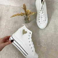 Kids white high-top lace-up trainers with heart logo on the ankle and side stripes