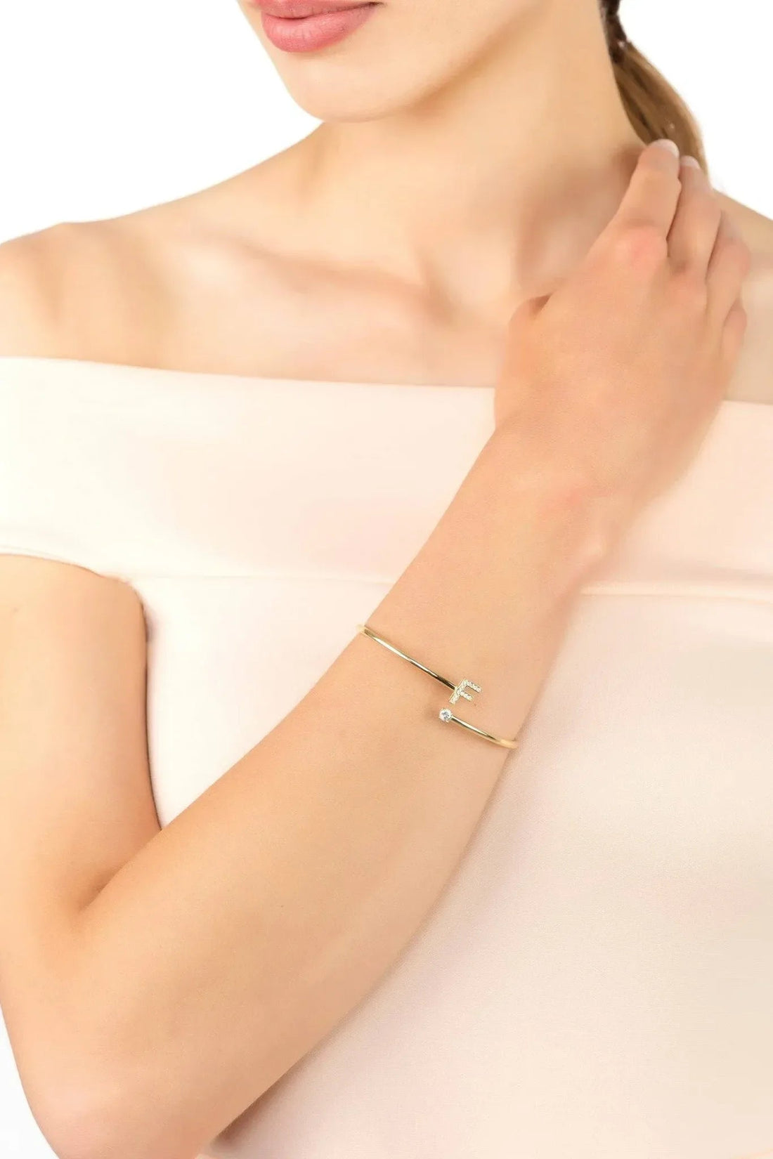 Initial Bangle Gold F-1